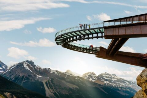 Attraction Pursuit Skywalk Mike Seehagel 004 large