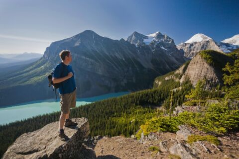 Hiking Lake Agnes Med