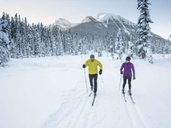 Cross Country Skiing Couple Great Divide Large