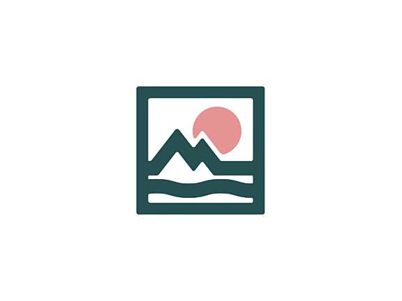 Mountaineer Lodge Moraine Lake Bus Company Private Shuttle 2