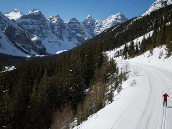 Moraine Lake Cross Country Skiing Paul Zizka