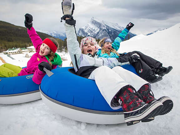 Mountaineer Lodge Lake Louise Tubing