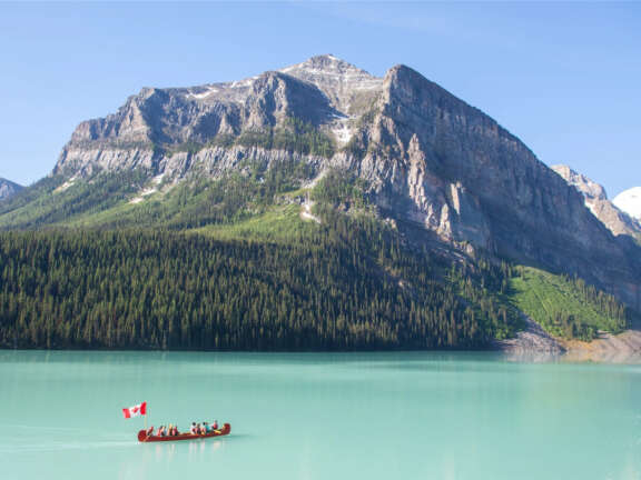 Mountaineer Lodge Lake Louise Voyager Canoe Experience
