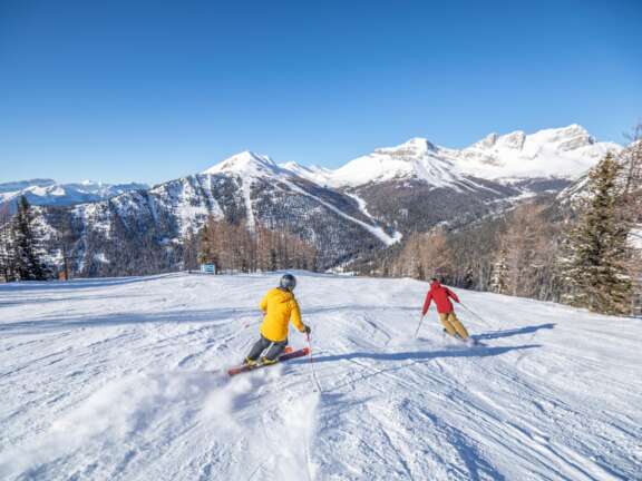 Travel Alberta Skiing 46 min