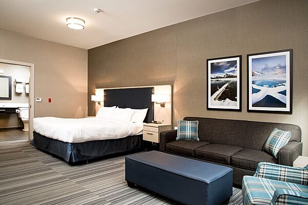 Mountaineer Lodge Accessible Room