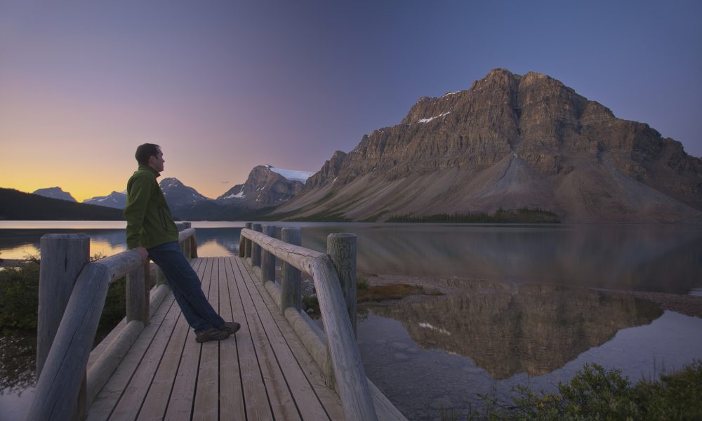 Sightseeing Bow Lake Num Ti Jah Icefields Parkway Paul Zizka 1 Horizontal