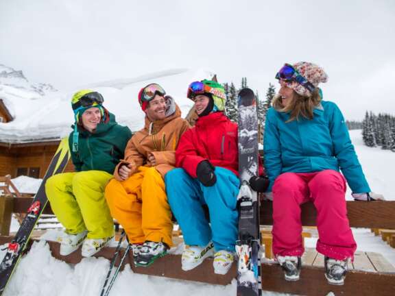 Travel Alberta Skiing 6 min