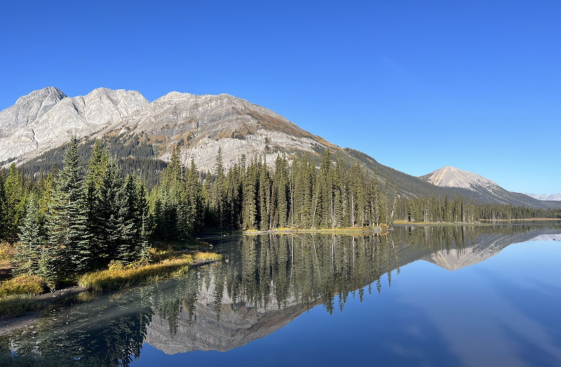22 Burstall Lake