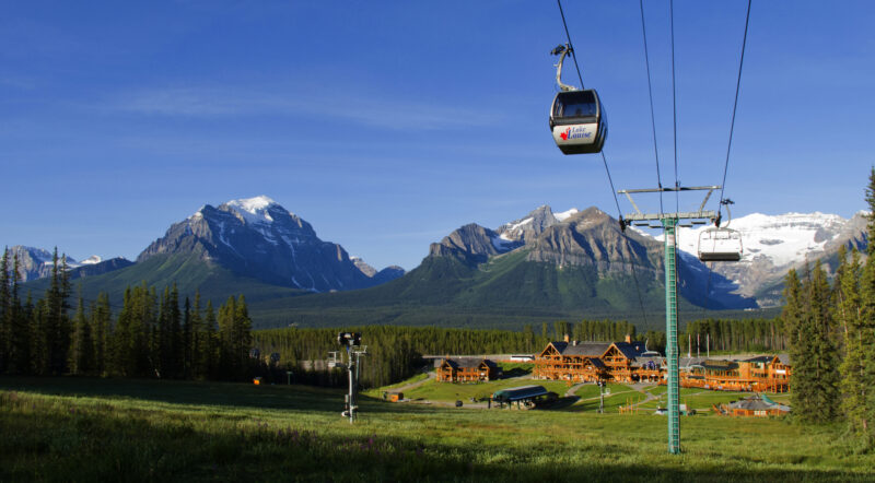 Lake-Louise-Sightseeing-Gondola-Mountaineer-Lodge-3