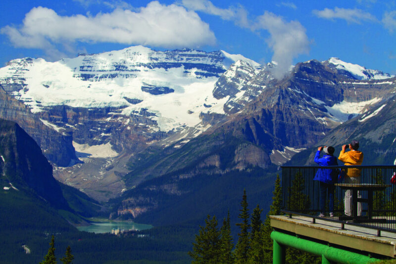 Lake-Louise-Sightseeing-Gondola-Mountaineer-Lodge-4