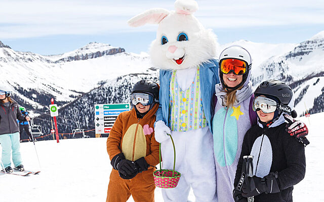 Mountaineer-Lodge-Lake-Louise-Easter-Bunny-Ski