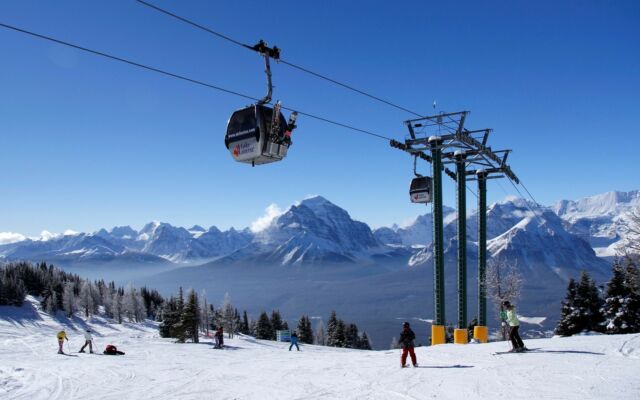 Ski Louise Shuttle