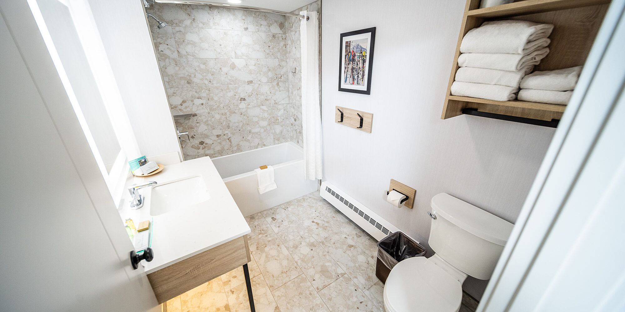 High Res Mountaineer Lodge Winter24 208