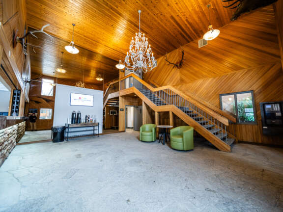 Mountaineer Lodge Winter24 292
